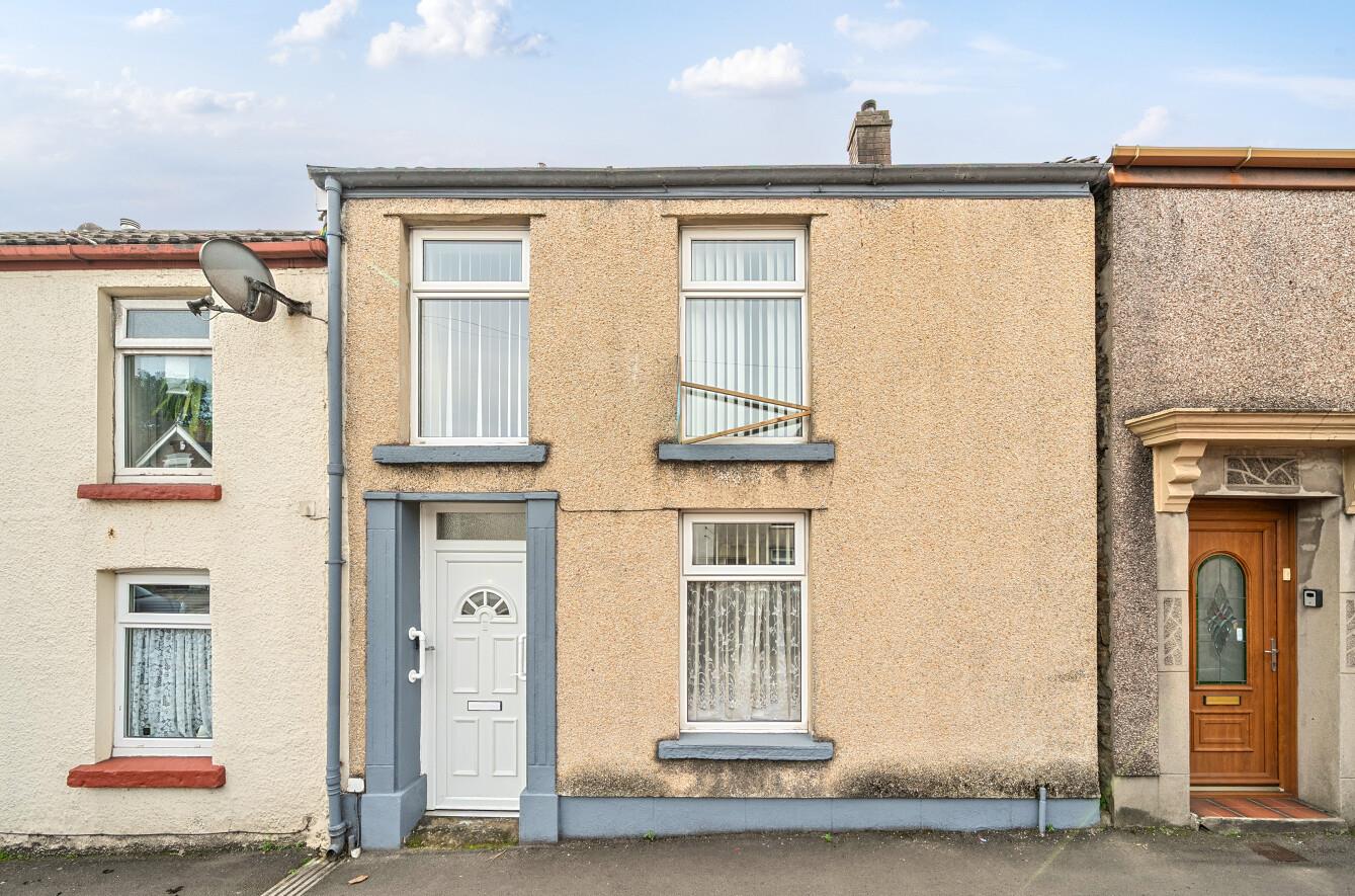 Clase Road, Morriston, Swansea, SA6 8DS